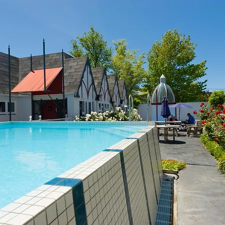 Camelot Motor Lodge